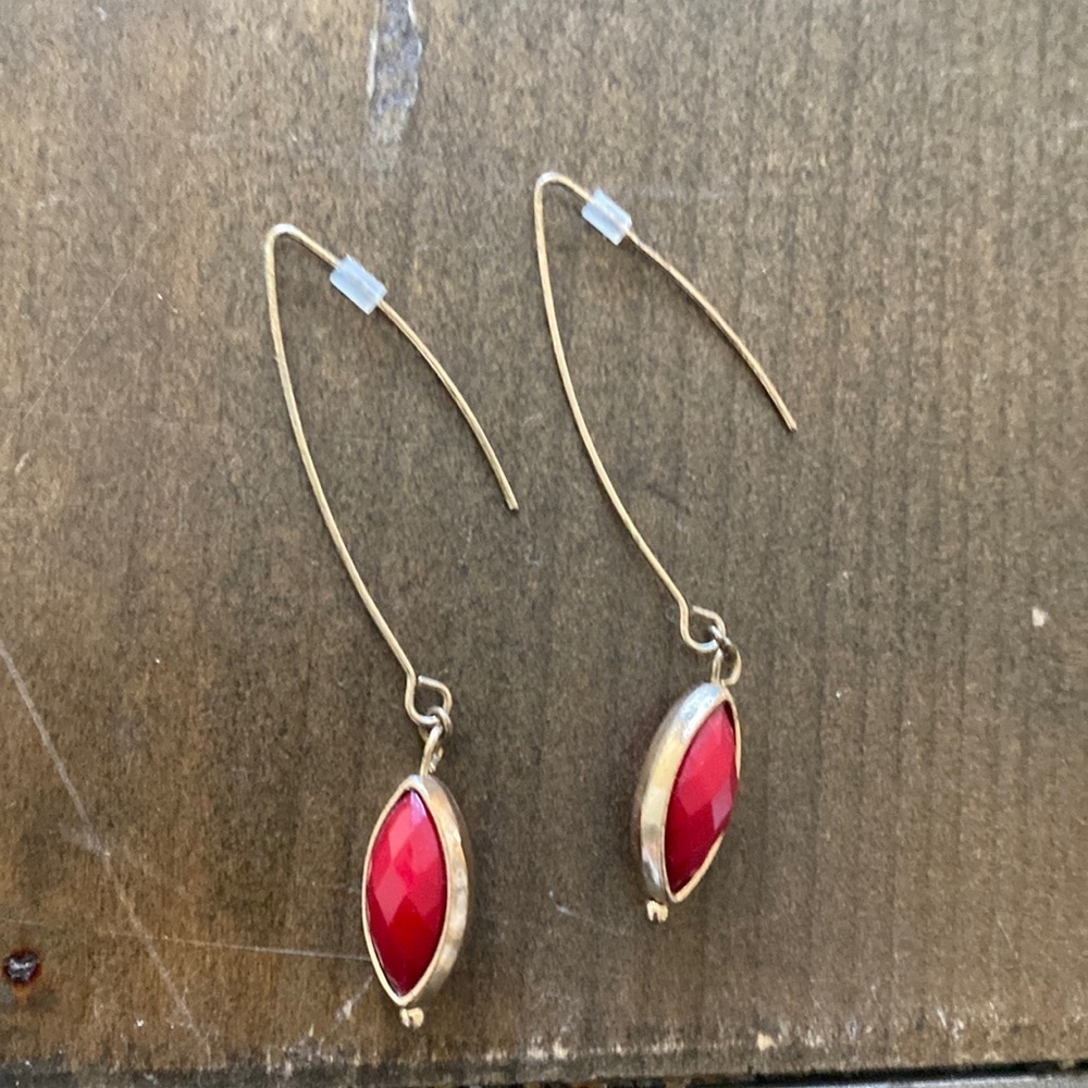 Gold and red bead drop post earrings through‎ the ear